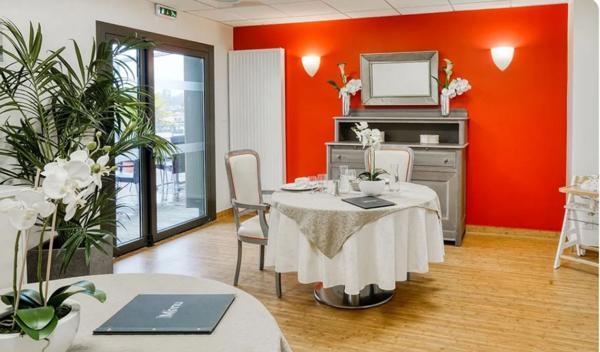 INVESTISSEMENT LOCATIF  FARGUES ST HILAIRE - Résidence du Clos Lafitte - 7.30%  de rentabilité.