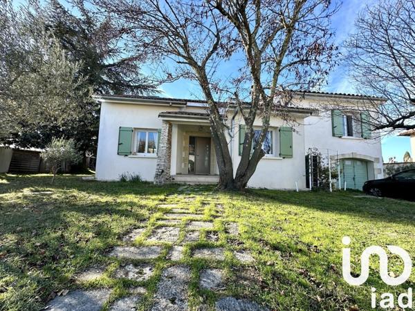 Maison traditionnelle 7 pièces de 174 m² à Rodilhan (30230)