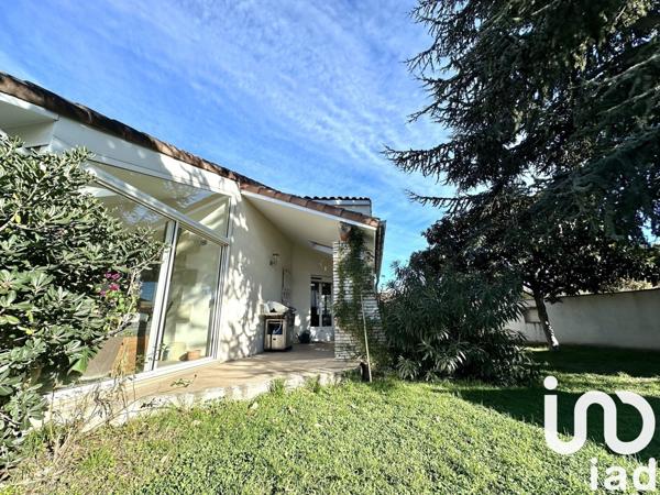 Maison traditionnelle 7 pièces de 174 m² à Rodilhan (30230)