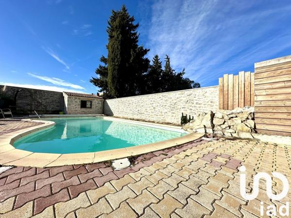 Maison traditionnelle 7 pièces de 174 m² à Rodilhan (30230)