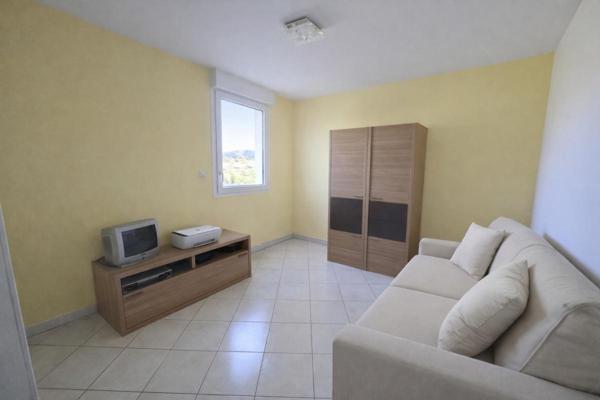 La Garde - T3, 66 m², terrasse de 30 m², garage, au calme, sans vis-à -vis