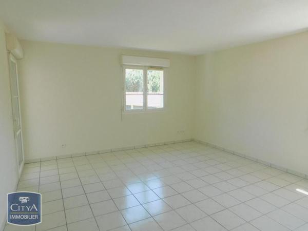 Appartement à louer 3 pièces 63.6m²