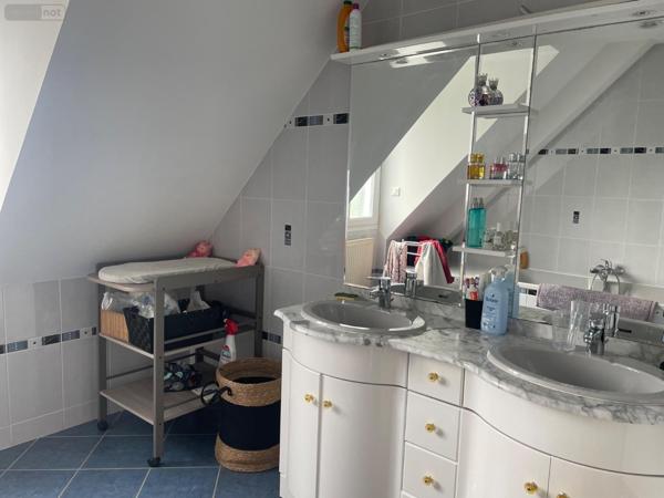Maison à louer à Avranches dans la Manche (50300), ref : 12547/376