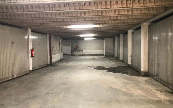 Stationnement à vendre    Paris 10