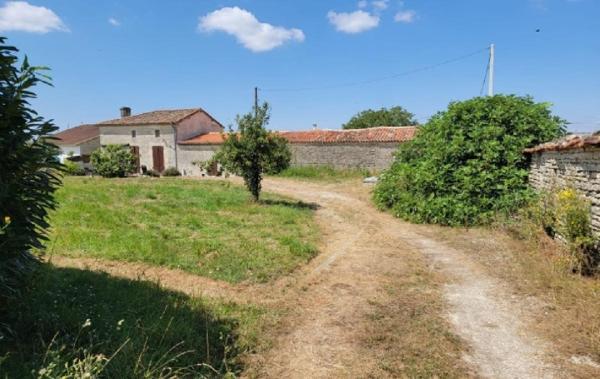 Vente Maison Villefagnan   