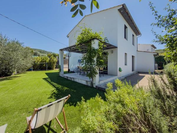 Vente                                                      Villa
                        
                     5 pièces                      115 m2                     à Draguignan
