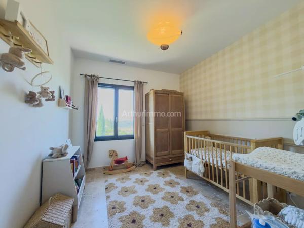 Vente                                                      Villa
                        
                     5 pièces                      115 m2                     à Draguignan