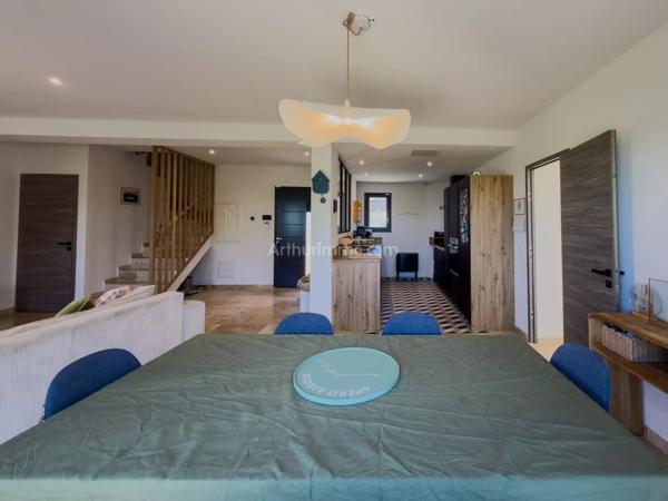 Vente                                                      Villa
                        
                     5 pièces                      115 m2                     à Draguignan