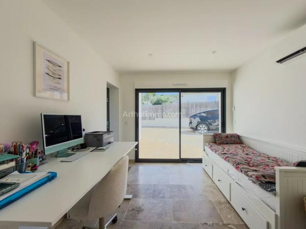 Vente                                                      Villa
                        
                     5 pièces                      115 m2                     à Draguignan