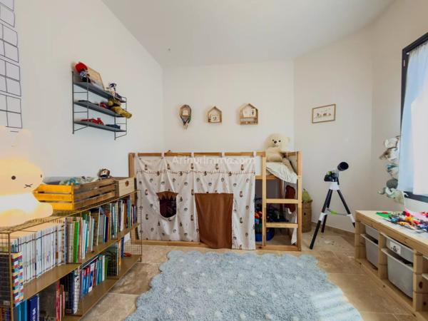 Vente                                                      Villa
                        
                     5 pièces                      115 m2                     à Draguignan