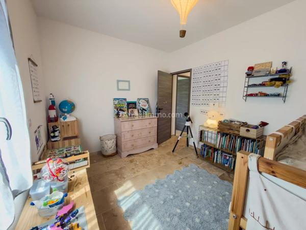Vente                                                      Villa
                        
                     5 pièces                      115 m2                     à Draguignan