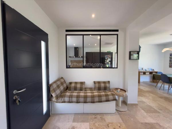 Vente                                                      Villa
                        
                     5 pièces                      115 m2                     à Draguignan