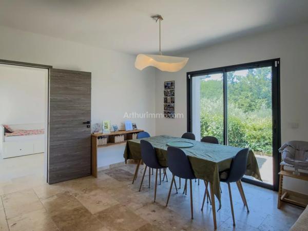 Vente                                                      Villa
                        
                     5 pièces                      115 m2                     à Draguignan