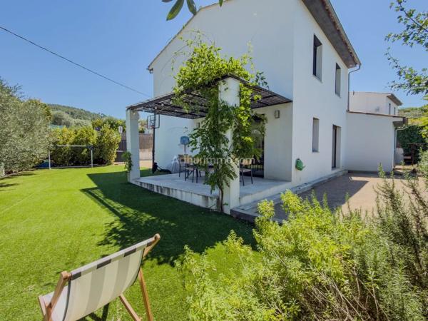 Vente                                                      Villa
                        
                     5 pièces                      115 m2                     à Draguignan