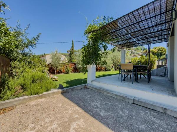 Vente                                                      Villa
                        
                     5 pièces                      115 m2                     à Draguignan