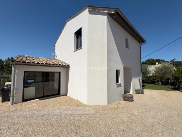 Vente                                                      Villa
                        
                     5 pièces                      115 m2                     à Draguignan