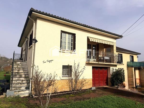 Maison traditionnelle de 81 m² à St Cyprien 24220