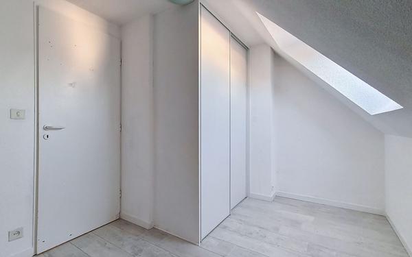 Appartement à vendre    4 pièces • 42,68 m2 Carnac