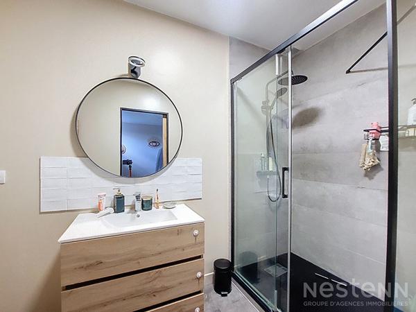 Maison à vendre à ANGERS - St Léonard limite Saint Barthélémy d'Anjou 2 chambres + jardin