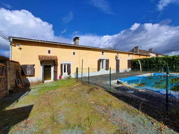 Maison à vendre à Chef-Boutonne (79110) - Deux-Sèvres