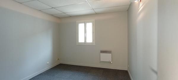 POITIERS, Immeuble de 341m²