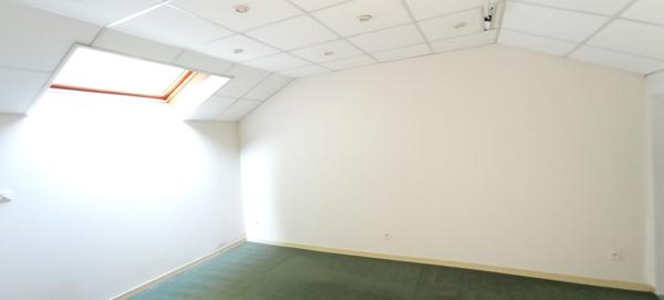 POITIERS, Immeuble de 341m²