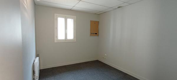 POITIERS, Immeuble de 341m²