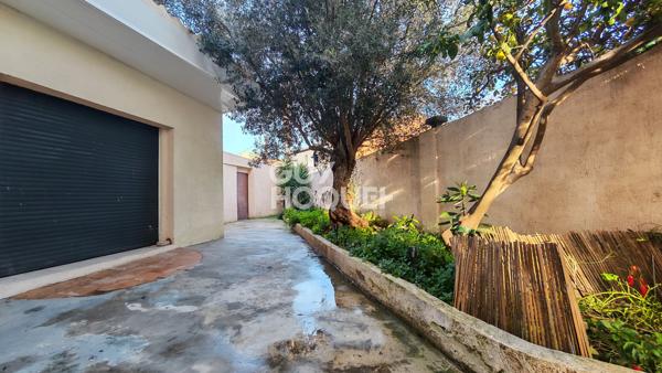 MAISON DE VILLE, 4 pièces avec jardin et garage à motos. EXCLUSIVITE - A vendre à PERPIGNAN (66000) quartier des platanes,
