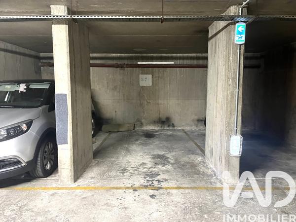 Parking à vendre 10 m² Paris 15