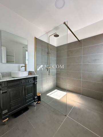 Maison 7 pièce(s) 4 chambre(s) 106 m²