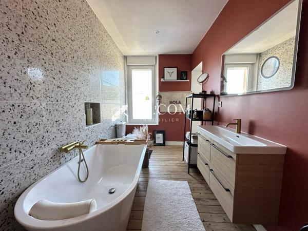 Maison 7 pièce(s) 4 chambre(s) 106 m²