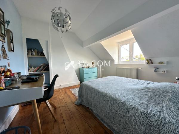 Maison 7 pièce(s) 4 chambre(s) 106 m²