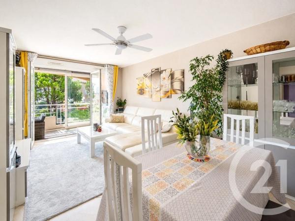 Appartement F3 à vendre  3 pièces - 56,69 m 2   ROQUEBRUNE CAP MARTIN  - 06