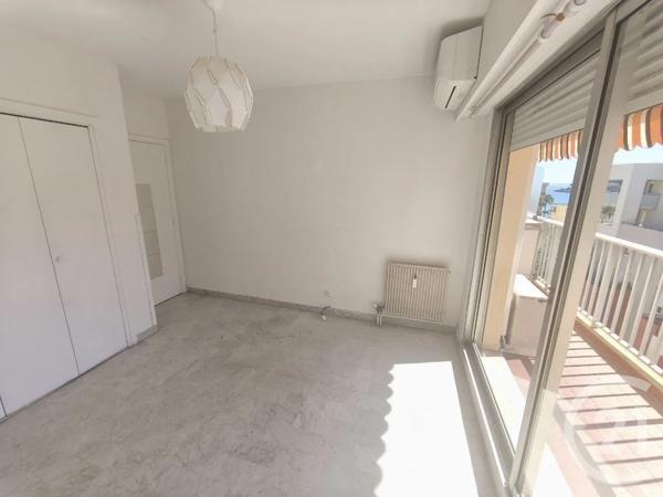 Appartement F3 à vendre  3 pièces - 56,69 m 2   ROQUEBRUNE CAP MARTIN  - 06