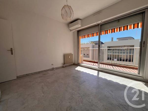 Appartement F3 à vendre  3 pièces - 56,69 m 2   ROQUEBRUNE CAP MARTIN  - 06