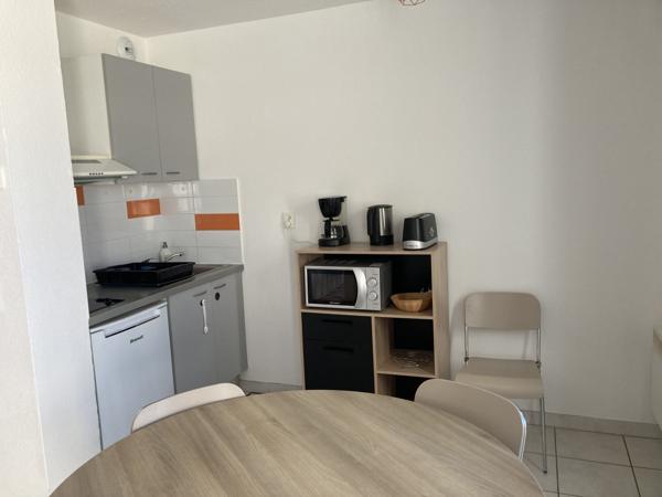 Grand duplex de 50 m² avec vue sur piscine dans résidence recherchée Le Grau-du-Roi (30240)