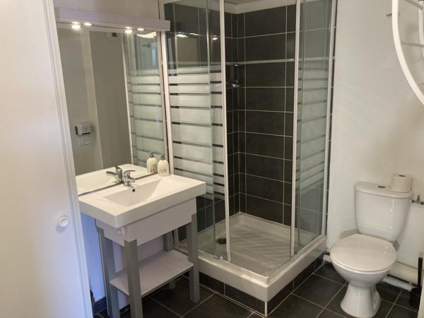 Grand duplex de 50 m² avec vue sur piscine dans résidence recherchée Le Grau-du-Roi (30240)