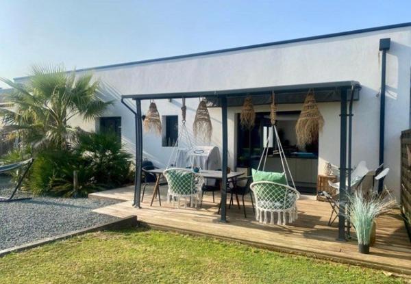 Superbe villa contemporaine de 2020 à seulement 15 min en vélo du port de la Rochelle dans un quartier privilégié ! !