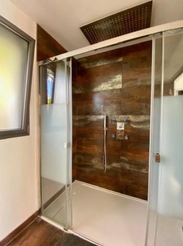 Superbe villa contemporaine de 2020 à seulement 15 min en vélo du port de la Rochelle dans un quartier privilégié ! !