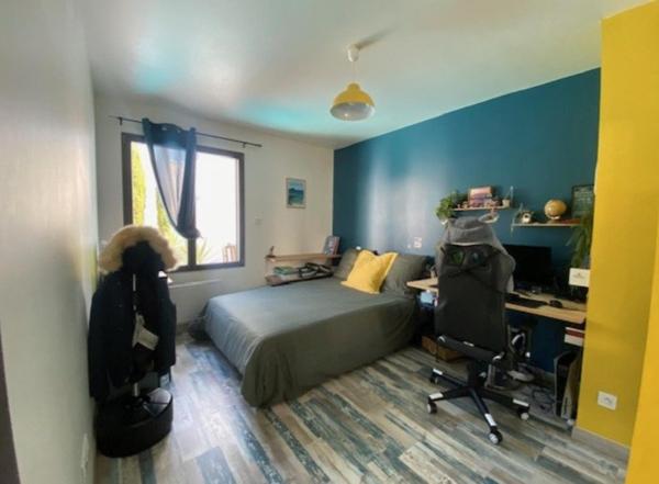 Superbe villa contemporaine de 2020 à seulement 15 min en vélo du port de la Rochelle dans un quartier privilégié ! !