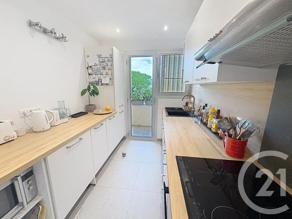 Appartement F3 à vendre  3 pièces - 65,38 m 2   MANDELIEU LA NAPOULE  - 06