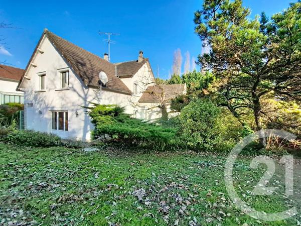Maison à vendre  7 pièces - 187 m2 ST PIERRE LES NEMOURS - 77