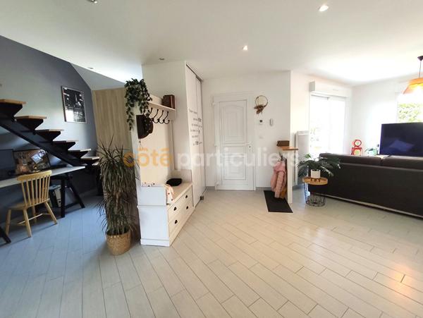 Vente
                Maison129,7 m² - 5 Pièces -
                    MEZIDON VALLEE D AUGE (14370)