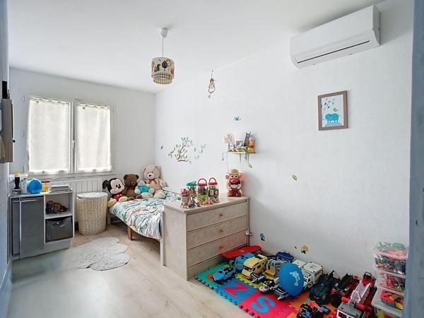 Pavillon plain pied 3 chambres jardin climatisation