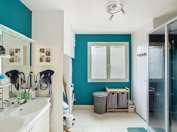 Pavillon plain pied 3 chambres jardin climatisation