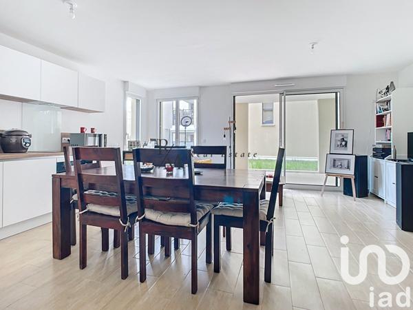 Appartement 3 pièces de 66 m² à PUYRICARD (13540)