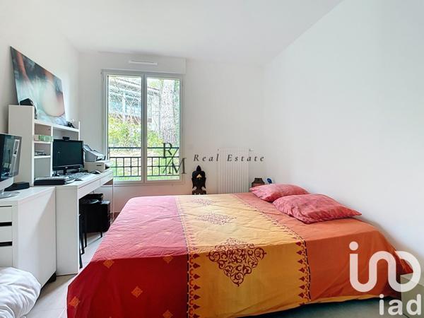 Appartement 3 pièces de 66 m² à PUYRICARD (13540)