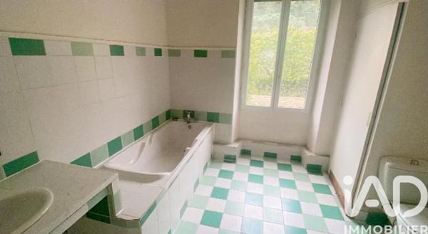 Maison à vendre 9 pièces 228 m² Villefranche-de-Rouergue