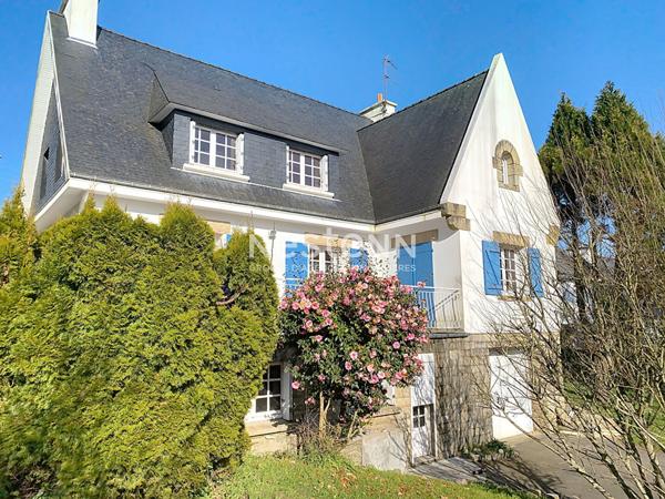 En plein centre de Quimperlé : Belle Maison Néo-bretonne