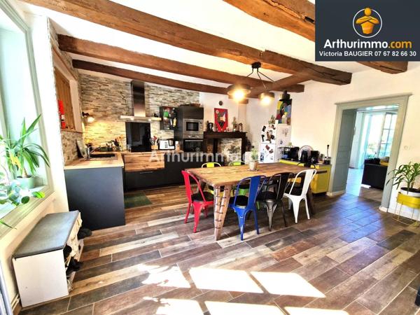 Vente Maison 6 pièces 158 m2 à Lons-le-Saunier